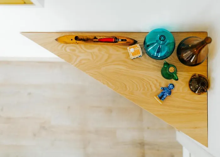 Old Citadel Hill Apartment *